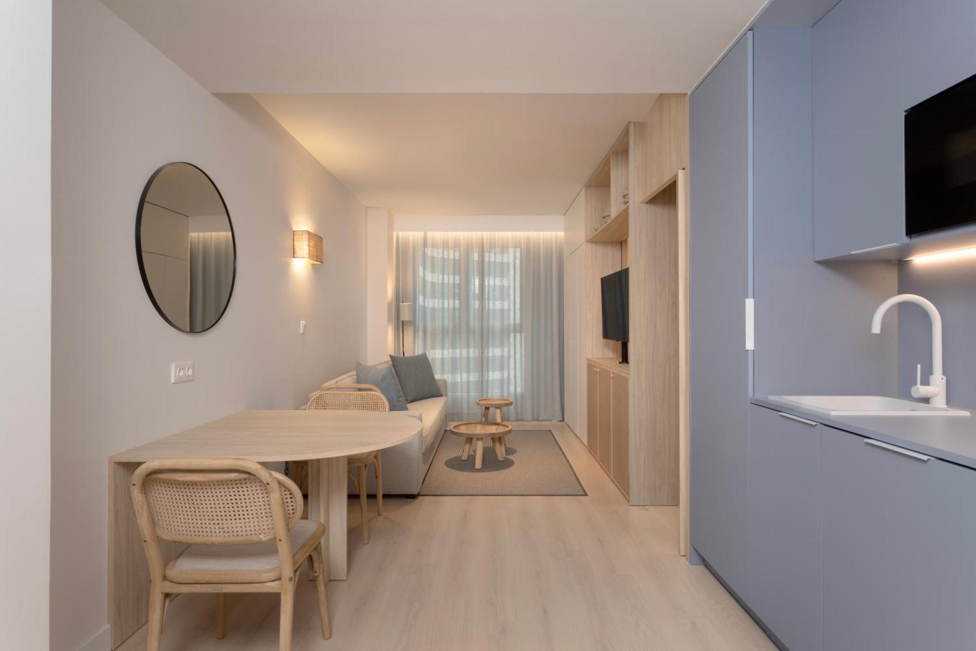 Staybridge Suites & Apartments Malaga By Ihg ภายนอก รูปภาพ
