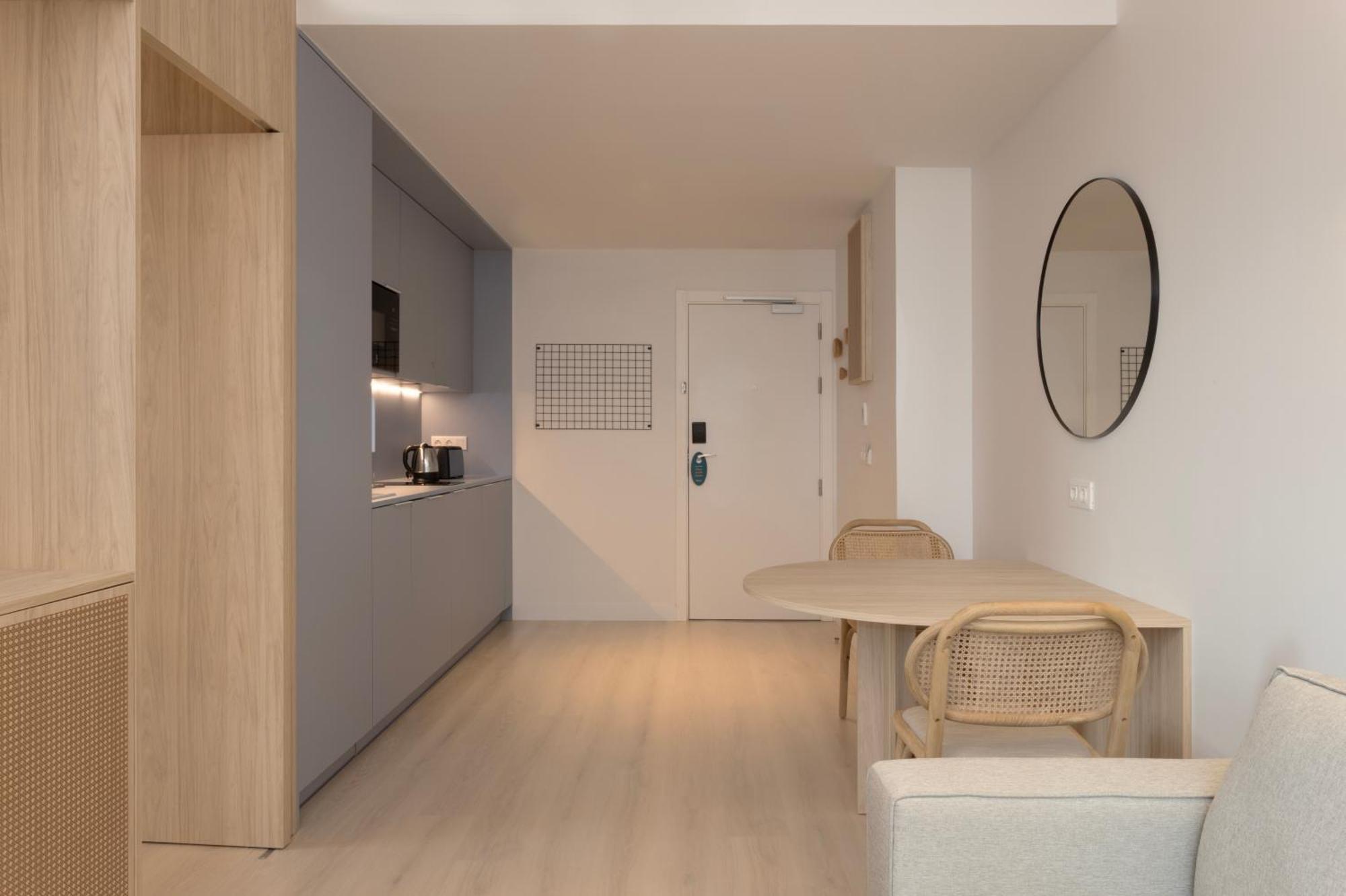 Staybridge Suites & Apartments Malaga By Ihg ภายนอก รูปภาพ
