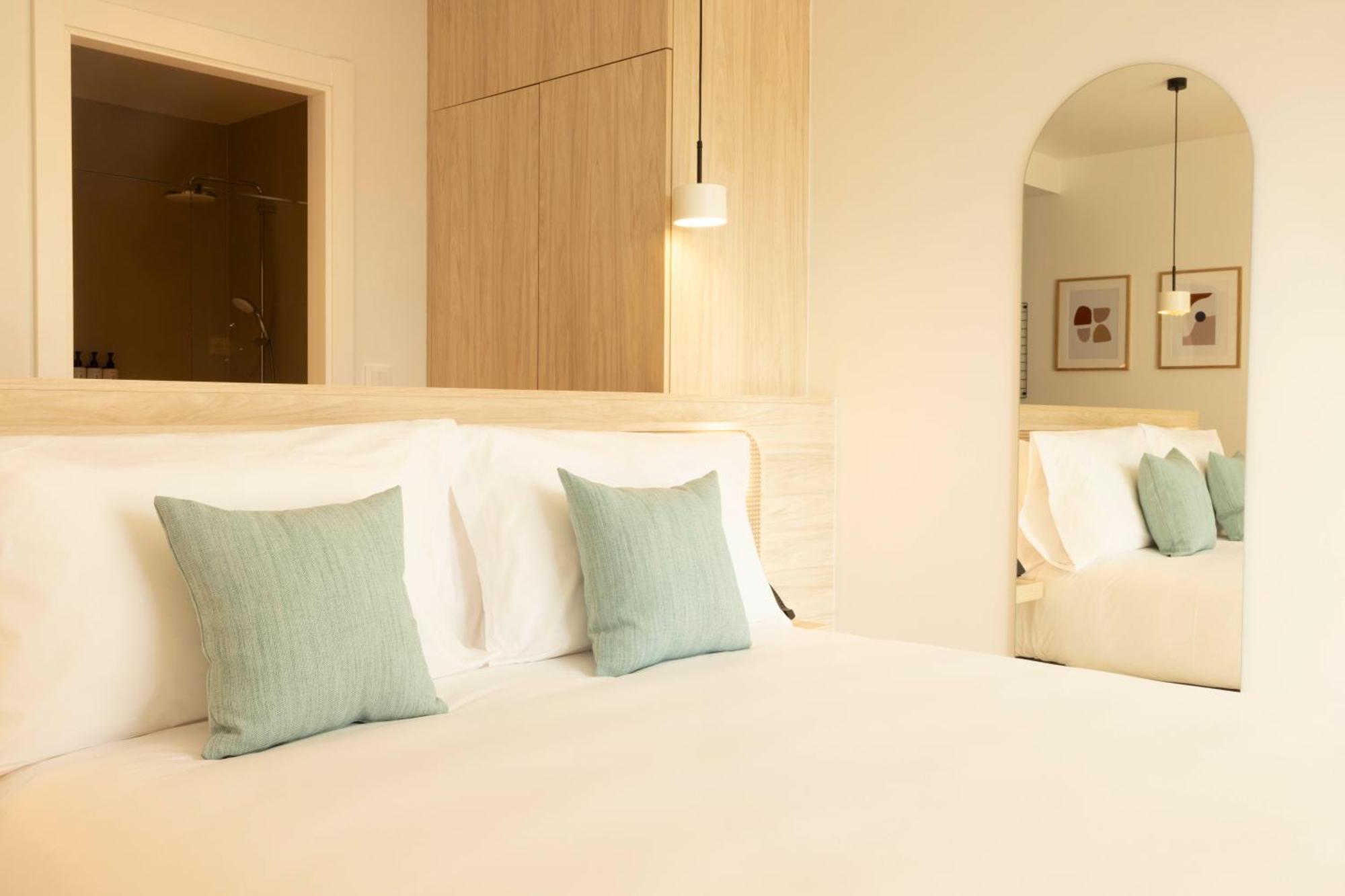 Staybridge Suites & Apartments Malaga By Ihg ภายนอก รูปภาพ