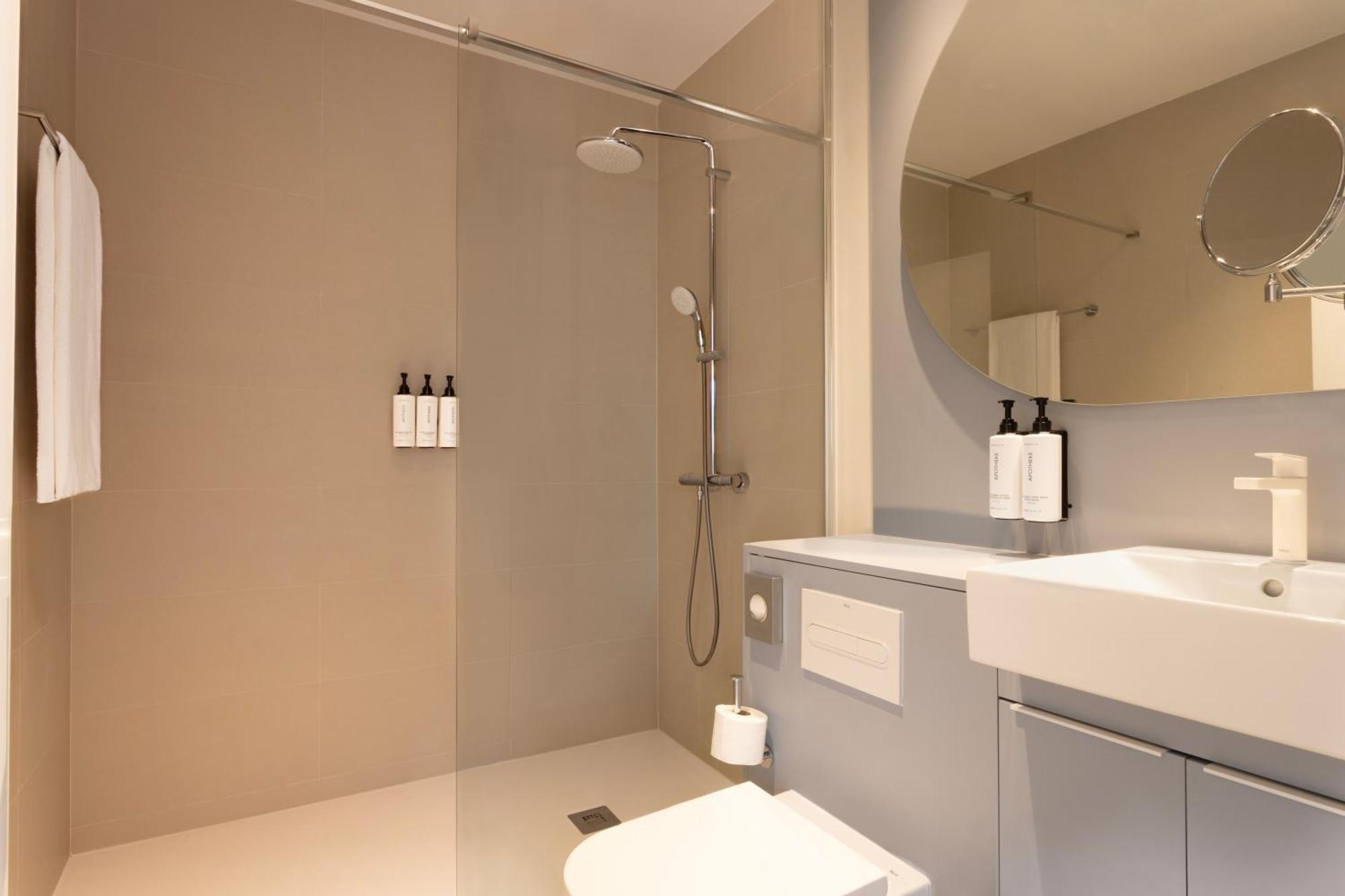 Staybridge Suites & Apartments Malaga By Ihg ภายนอก รูปภาพ