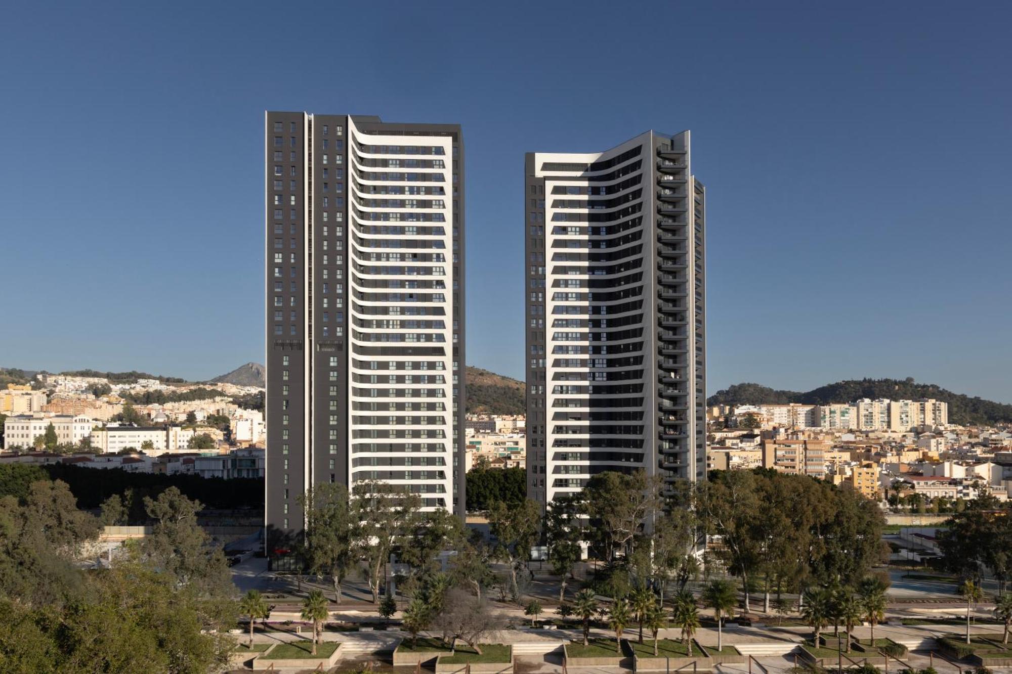 Staybridge Suites & Apartments Malaga By Ihg ภายนอก รูปภาพ